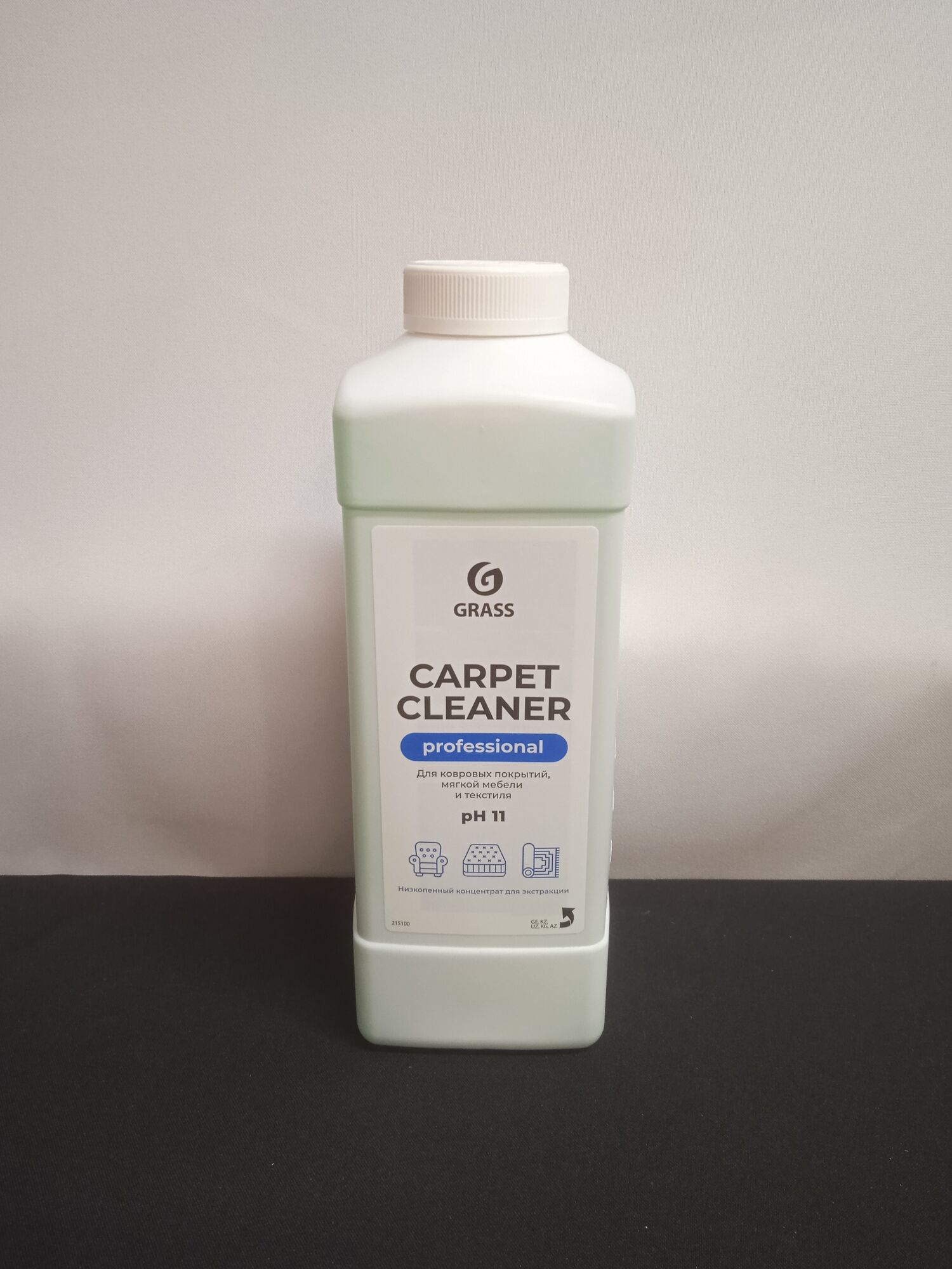 Очиститель ковровых покрытий "Carpet Cleaner"(1 л)
