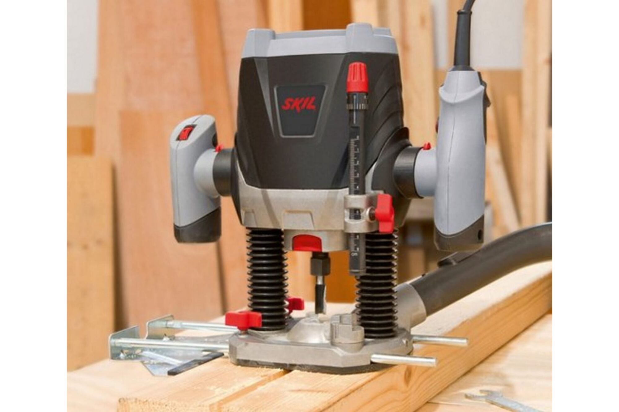 Фрезер makita rp2303fcxj. Фрезер макита 2301. Виды фрезеров. Фрезер фэ 1800е. Ручной фрезер по дереву бош 2000.